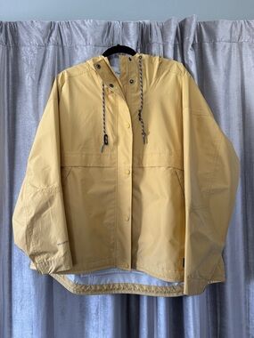 Eddie Bauer  Pac Proof Hooded Rain Jacket with Drawcord